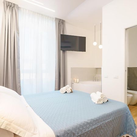 Aqua Comfort Rooms - Eja Sardinia Cagliari Bagian luar foto