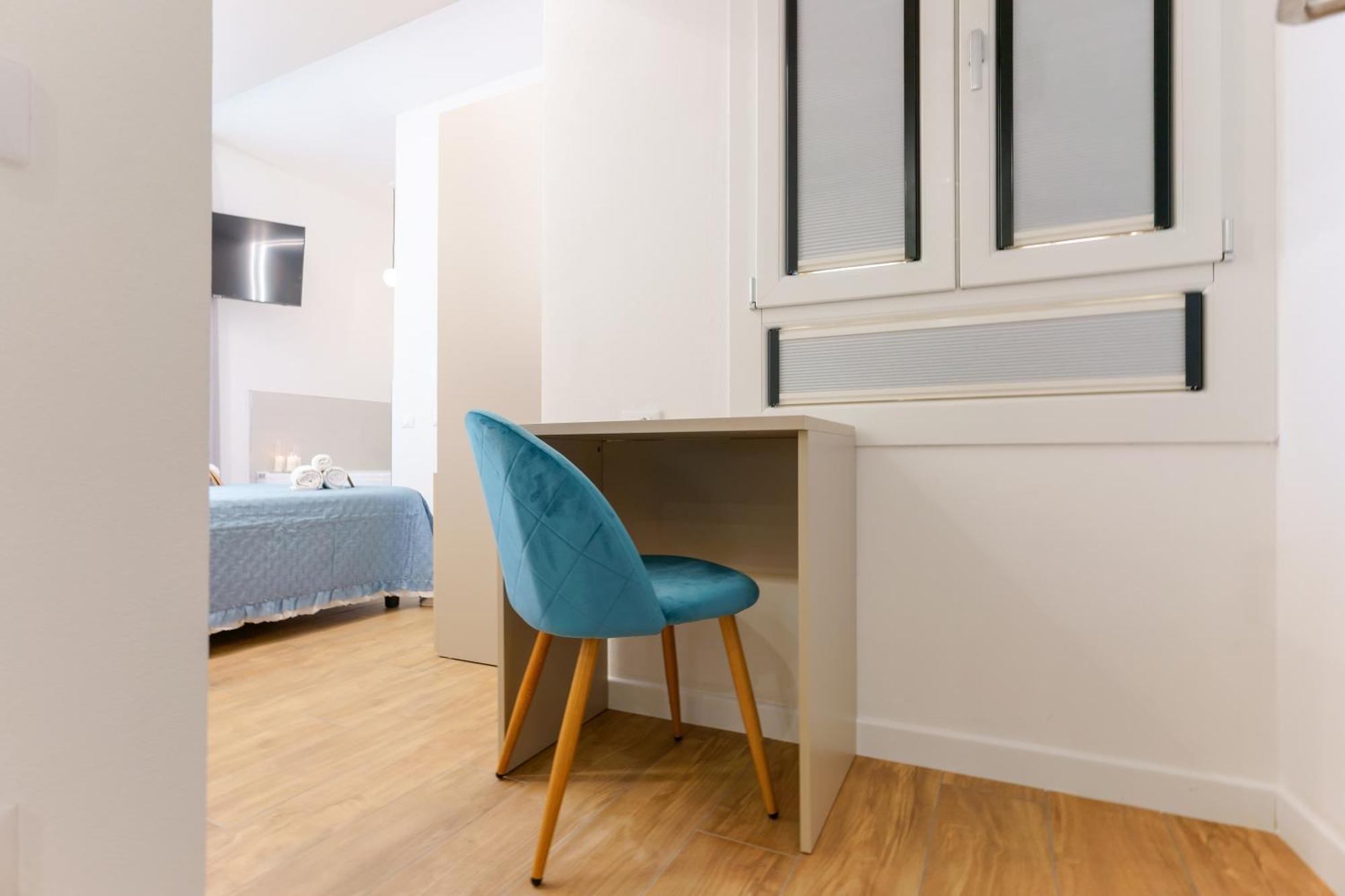 Aqua Comfort Rooms - Eja Sardinia Cagliari Bagian luar foto