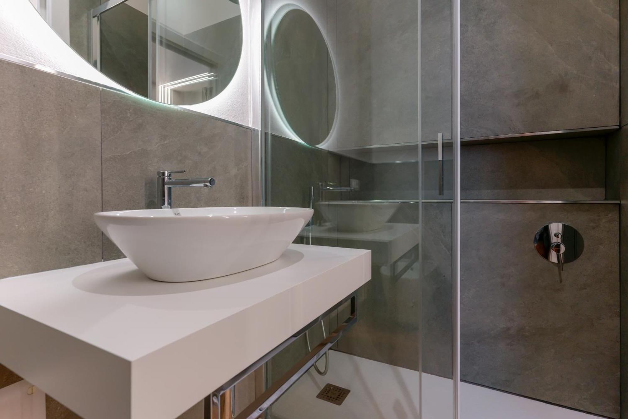 Aqua Comfort Rooms - Eja Sardinia Cagliari Bagian luar foto